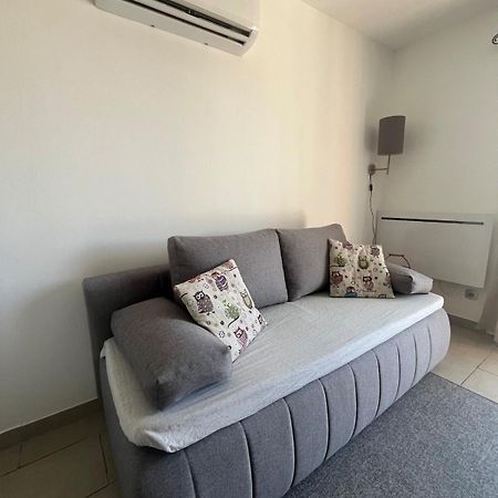Studio Cosy Avec Climatisation Et Terrasse Malataverne Exteriér fotografie